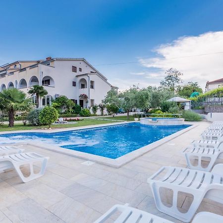 B&B Dujmovic Malinska Luaran gambar
